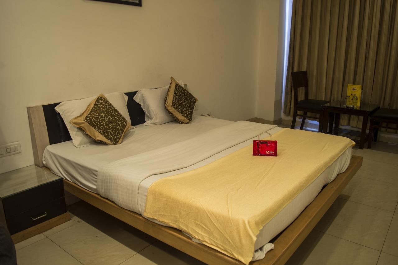 Oyo 751 Hotel Shree Palace Bhopal Exterior photo